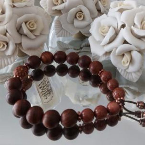 Stretch Bracelet~Sandalwood & Sandstone~ Truth & Discernment - Picture 4 of 6